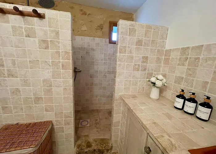 La Chartreuse De Tom * Saint-Aubin-de-Nabirat