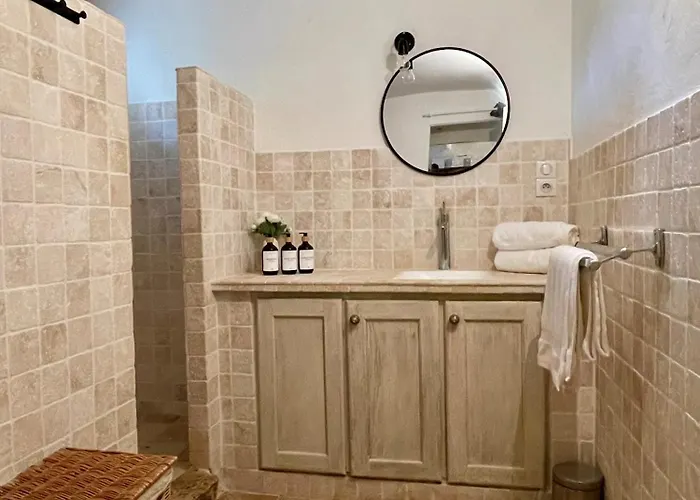 La Chartreuse De Tom * Saint-Aubin-de-Nabirat